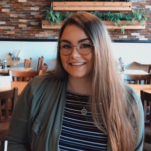 Meet your Posher, Ally